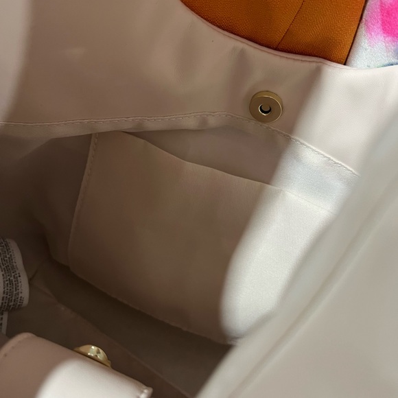 Cream knot tote - Picture 4 of 4